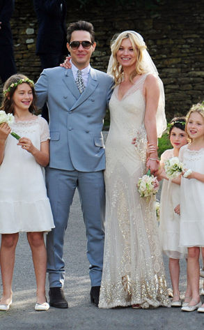 Kate Moss for a Bride, Weds Rocker Beau Jamie Hince - E! Online
