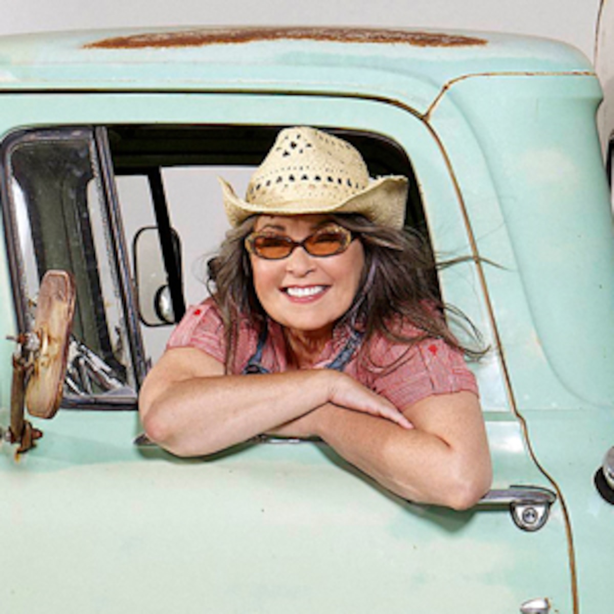 Roseanne S Nuts Chopped By Lifetime E Online Roseanne S Nuts Chopped By Lifetime E Online