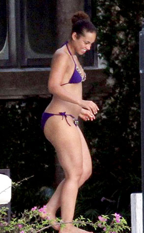 Bikini Shot of the Day Alicia Keys Postbaby Curves