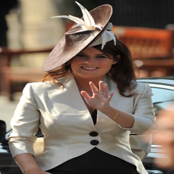 Leaning Hat of Eugenie from Crazy Royal Hats! | E! News