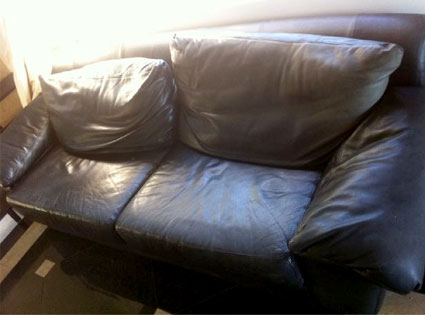 Which Glee Tv Hunk Is Trying To Sell His Couch On Twitter E News