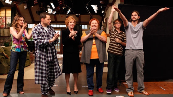 Two and a Half Men, Marin Hinkle, Jon Cryer, Holland Taylor, Conchata Ferrell, Angus T. Jones, Ashton Kutcher