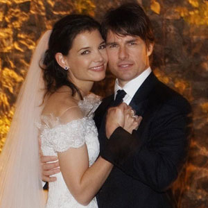 10 Years Later Revisiting Tom Cruise Katie Holmes Wedding E
