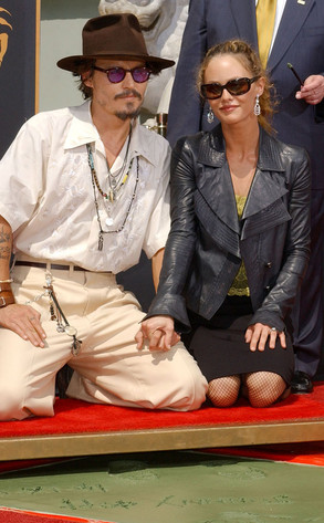 Hands-On from Johnny Depp & Vanessa Paradis: Romance Rewind | E! News