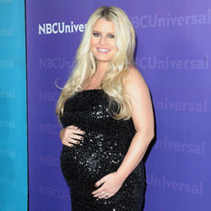 Jessica Simpson Says Goodbye to 36 With Topless Poolside Photo