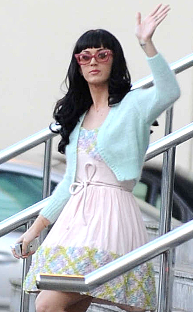 Katy Perry From Celebs Are Gorgeous In Glasses E News