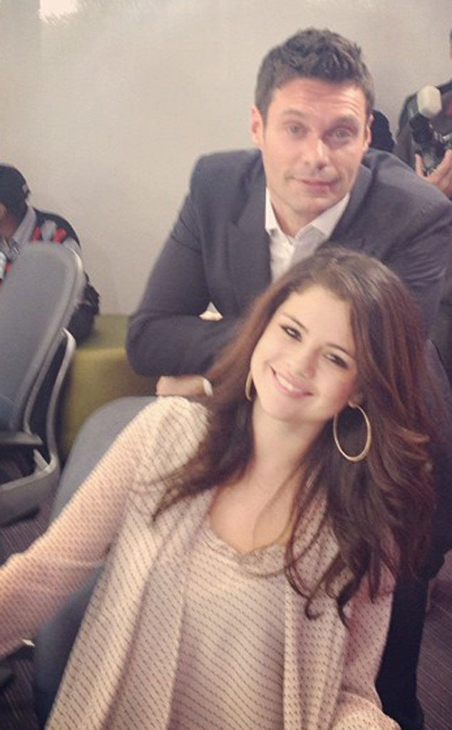 Selena Gomez Hangs With Ryan Seacrest in Texas as Justin Bieber Cruises