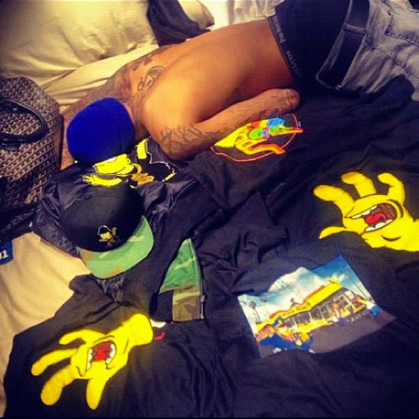 Chris brown clearance spongebob hoodie