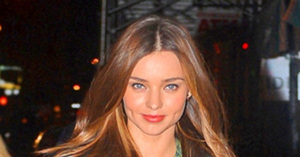 Supermodel Powers: Miranda Kerr Never Gets Cold, Even in Itty-Bitty ...