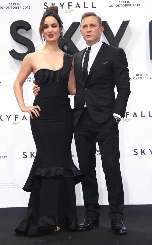 Berenice Marlohe & Daniel Craig from Skyfall Premieres: All Around the ...