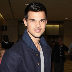 Taylor Lautner será una de las Tortugas Ninja! - E! Online Latino - MX Taylor Lautner será una de las Tortugas Ninja! - E! Online Latino - MX