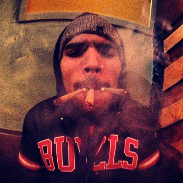 Chris Brown Smokes Three Joints See the Pic