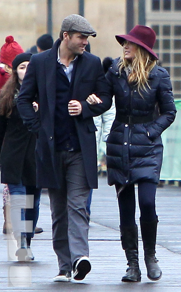Photo 239326 From Blake Lively And Ryan Reynolds Paris Pda E News 