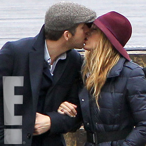 Blake Lively And Ryan Reynolds See Them Kiss In Paris E News 