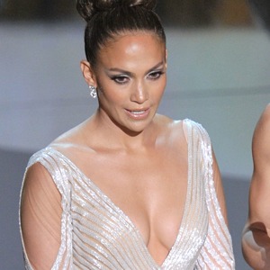 So True So False Did Jennifer Lopez Suffer A Wardrobe