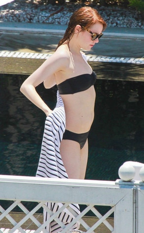 Emma Stone - Celebrity Bikini Wallpapers