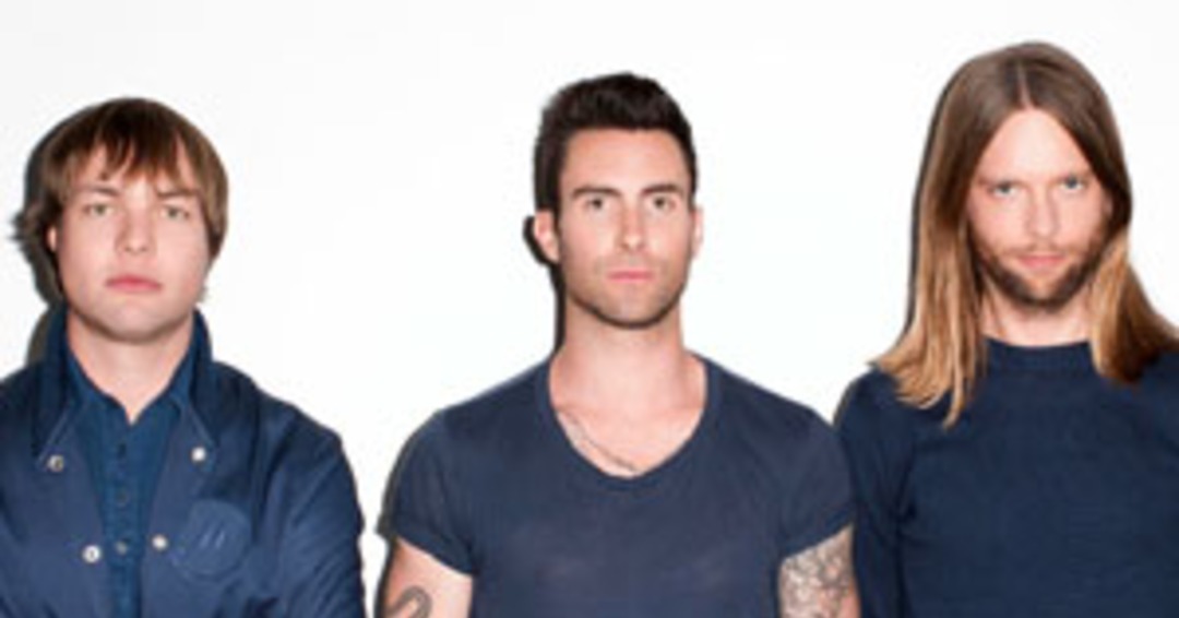 Maroon 5 First Look: Overexposed Album Cover! - E! Online