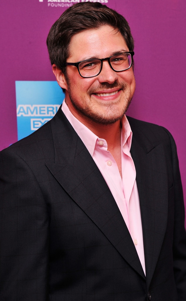 Mad Men S Rich Sommer Talks Tribeca Flick Harry Crane And The Virtues Of Interviewing Himself E Online