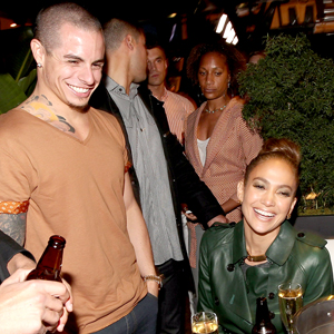Casper Smart Opens Up on Romance With Jennifer Lopez at What to Expect  Premiere - E! Online