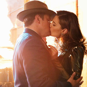 Castle' alert: Beckett, Castle share first kiss