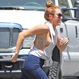 miley cyrus nsfw shirt