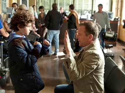 Kiefer Sutherland & David Mazouz, Touch from Snapped on Set: TV | E! News