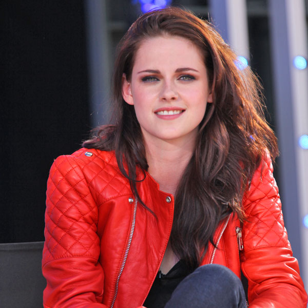 Kristen Stewart: I'm Ready for a Snow White and the Huntsman Sequel!