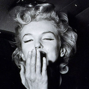 Marilyn Monroe in New Chanel No. 5 Ad