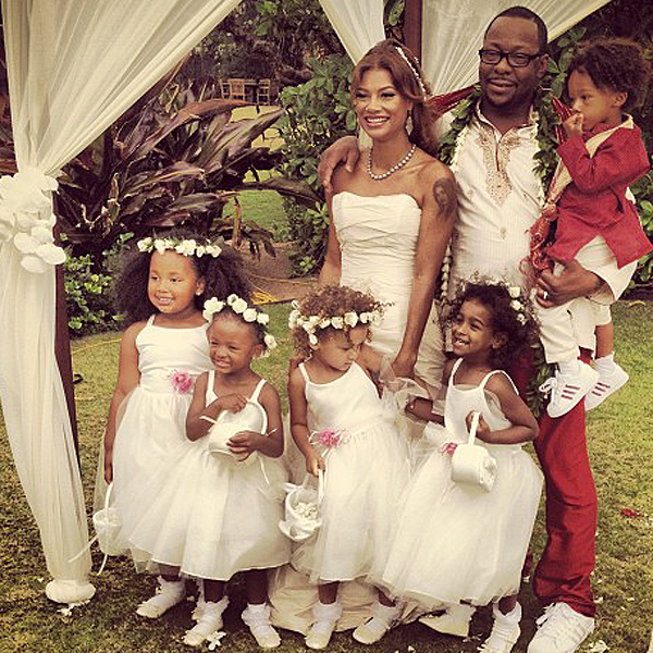 Bobby Brown Marries Fiancee Alicia Etheridge In Hawaiian Ceremony E Online