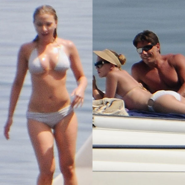 Scarlett johansson hot sale hot bikini