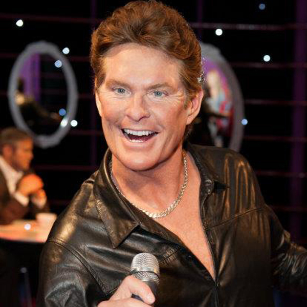 David Hasselhoff Gets Waxed For His 60th Birthday E Online Ca