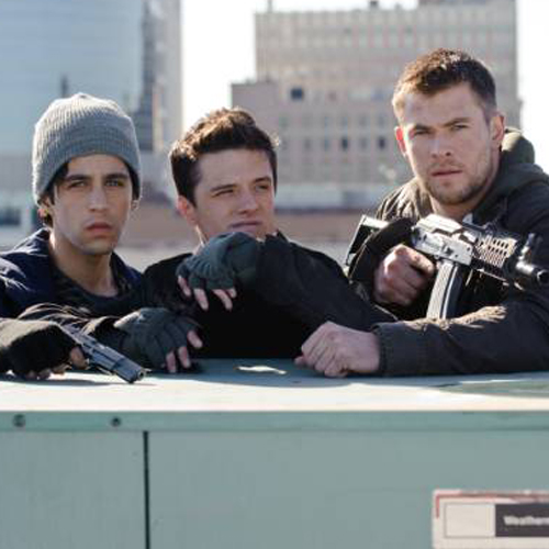 Josh Hutcherson and Chris Hemsworth&apos;s Red Dawn: &quot;They Were Awesom...