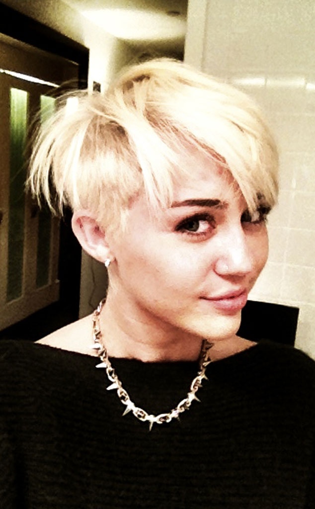 Miley Cyrus Twit Pic