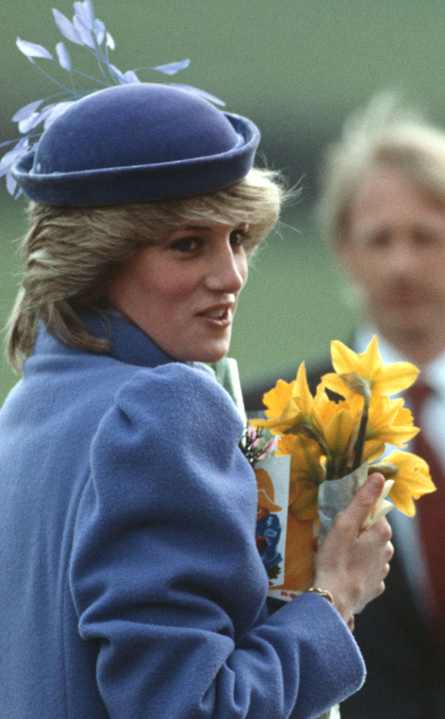 Princess Diana Died 18 Years Ago Today: Take a Look Back at Her Life ...