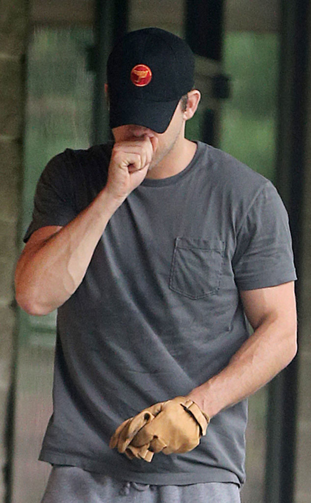 Ryan reynolds sale wedding ring