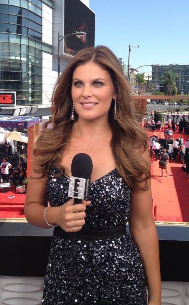 Kristin Dos Santos from 2012 Emmys: Twitpics | E! News