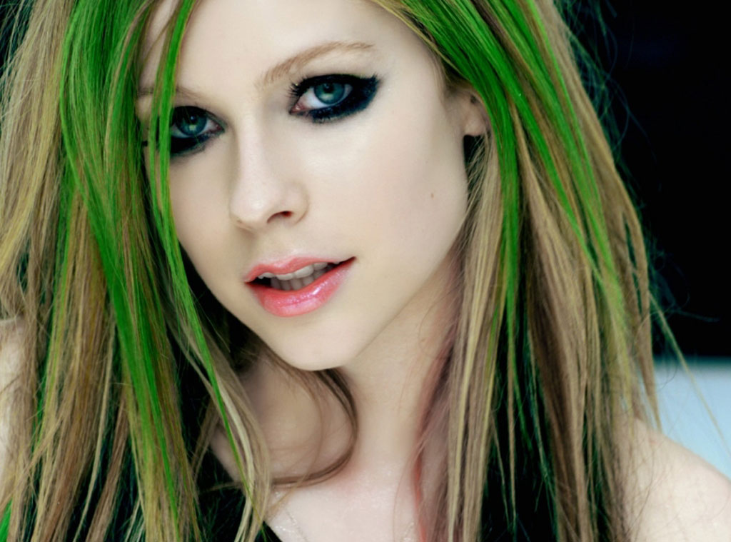 Photos From Avril Lavigne S Hairstyles E Online