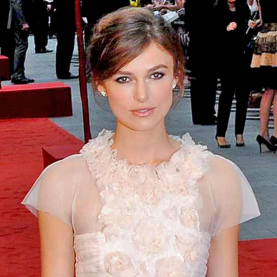 keira knightley wears her wedding dress on red carpet again e keira knightley wears her wedding dress on red carpet again e