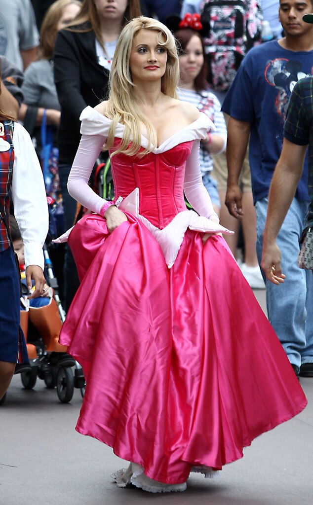 princess holly costume