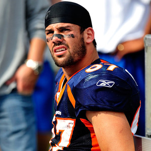 Football Hunks: 28 Super Hot Guys in the NFL | E! News