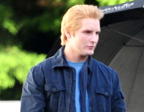 Peter Facinelli from The Twilight Saga Behind the Scenes: All the On ...