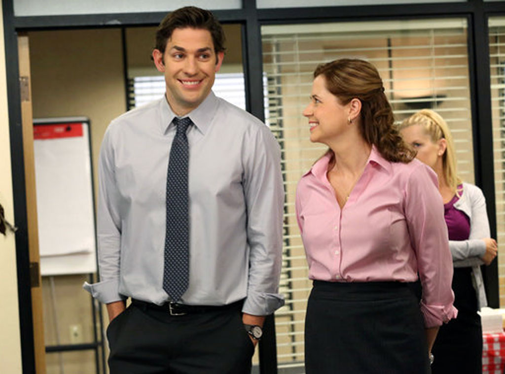 John Krasinski Hasn T Received A Call About The Office Reboot E Online