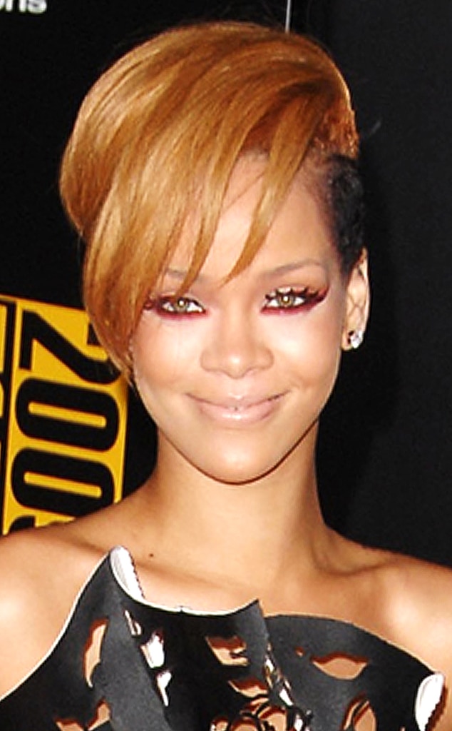 Vampire Chic from Rihanna's 10 Wildest Red Carpet Beauty Looks | E! News