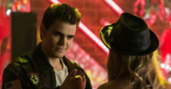 TV Watercooler: Vampire Diaries Death, Glee Gets Naked 
