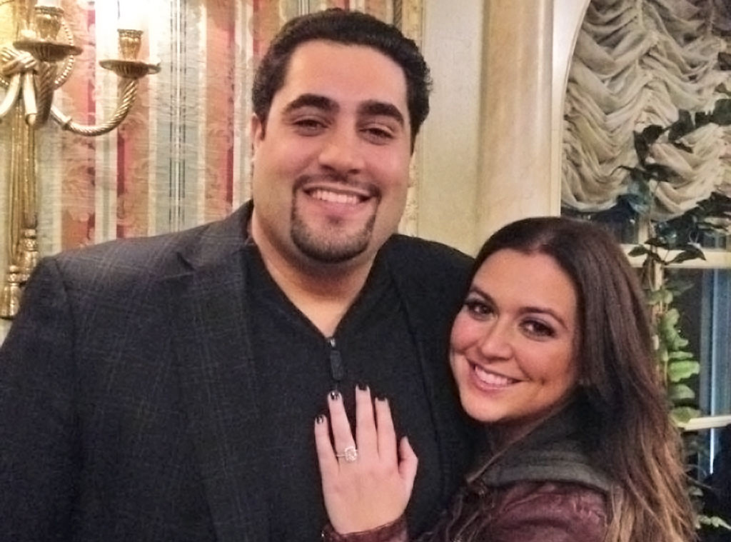 Lauren Manzo Is Engaged—see The Ring E Online 