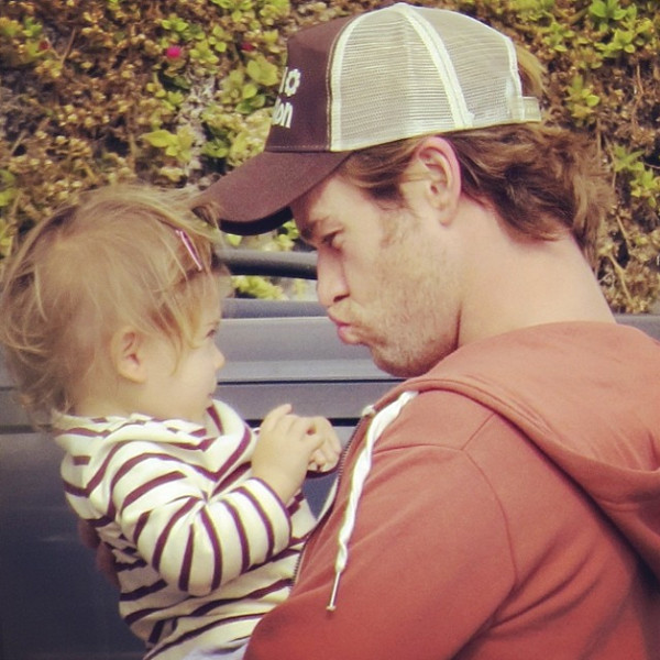 Chris Hemsworth Tochter Chris Hemsworths Frau schwanger mit zweitem Kind! - E! Online Deutschland