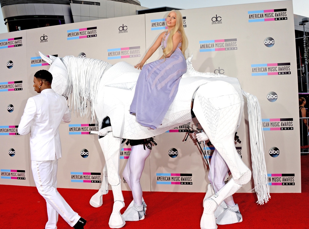 Lady Gaga, 2013 American Music Awards