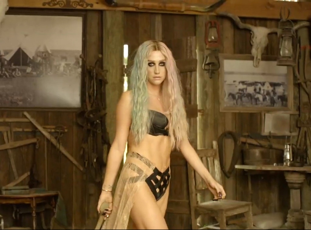 Kesha, Timber, Music Video
