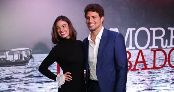 Cauã Reymond, Isis Valverde, Amores Roubados