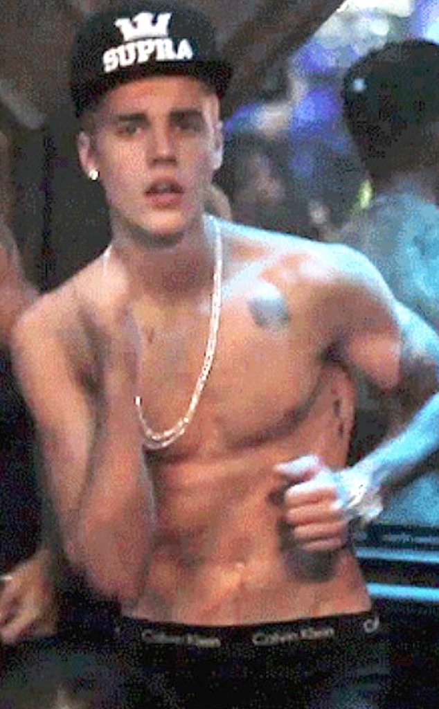 Justin Bieber, Shirtless, Brazil